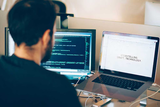  How can I hire a remote development team for my online business? 1